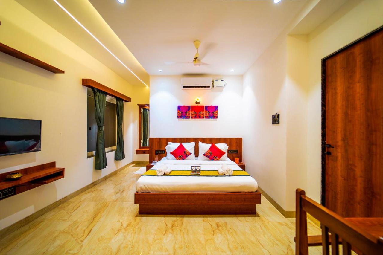 Canvasand By Eease Hospitality Hotell Nagaon  Exteriör bild